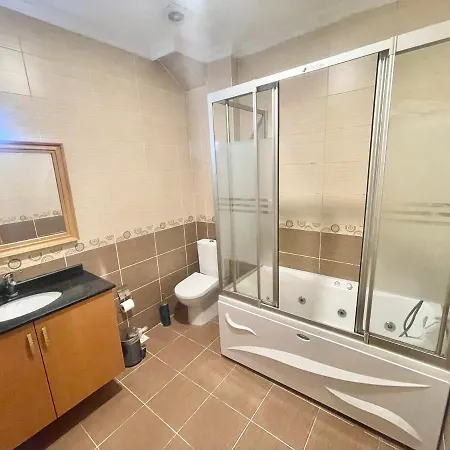 Taksim Grand Papirus 3* Istanbul