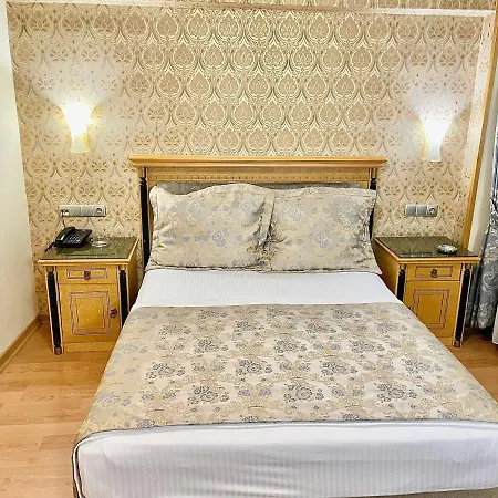 Taksim Grand Papirus 3*